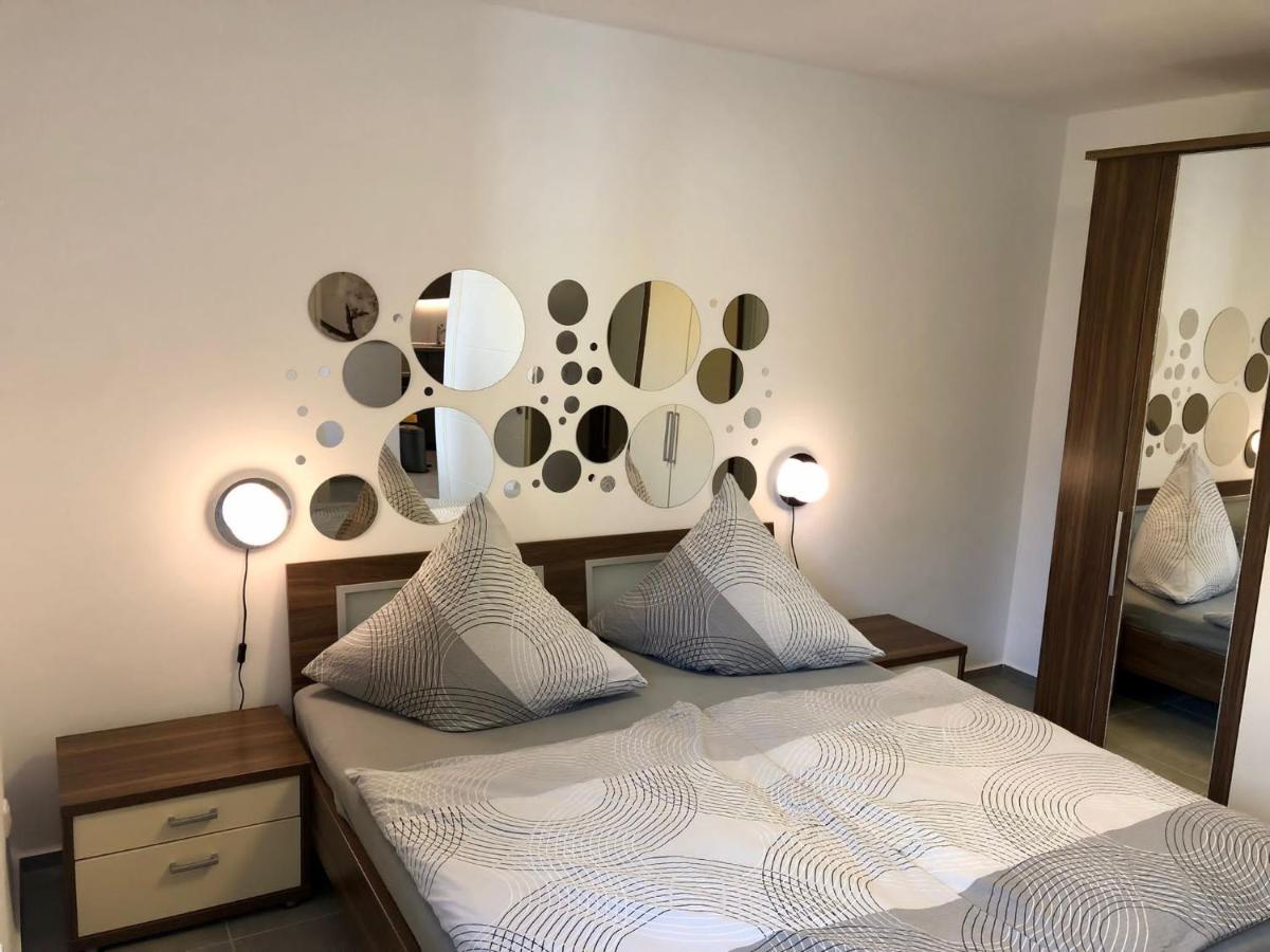Erdgeschoss-Appartement Mit Seeterasse Ahrensbok Extérieur photo