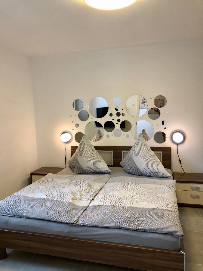Erdgeschoss-Appartement Mit Seeterasse Ahrensbok Extérieur photo