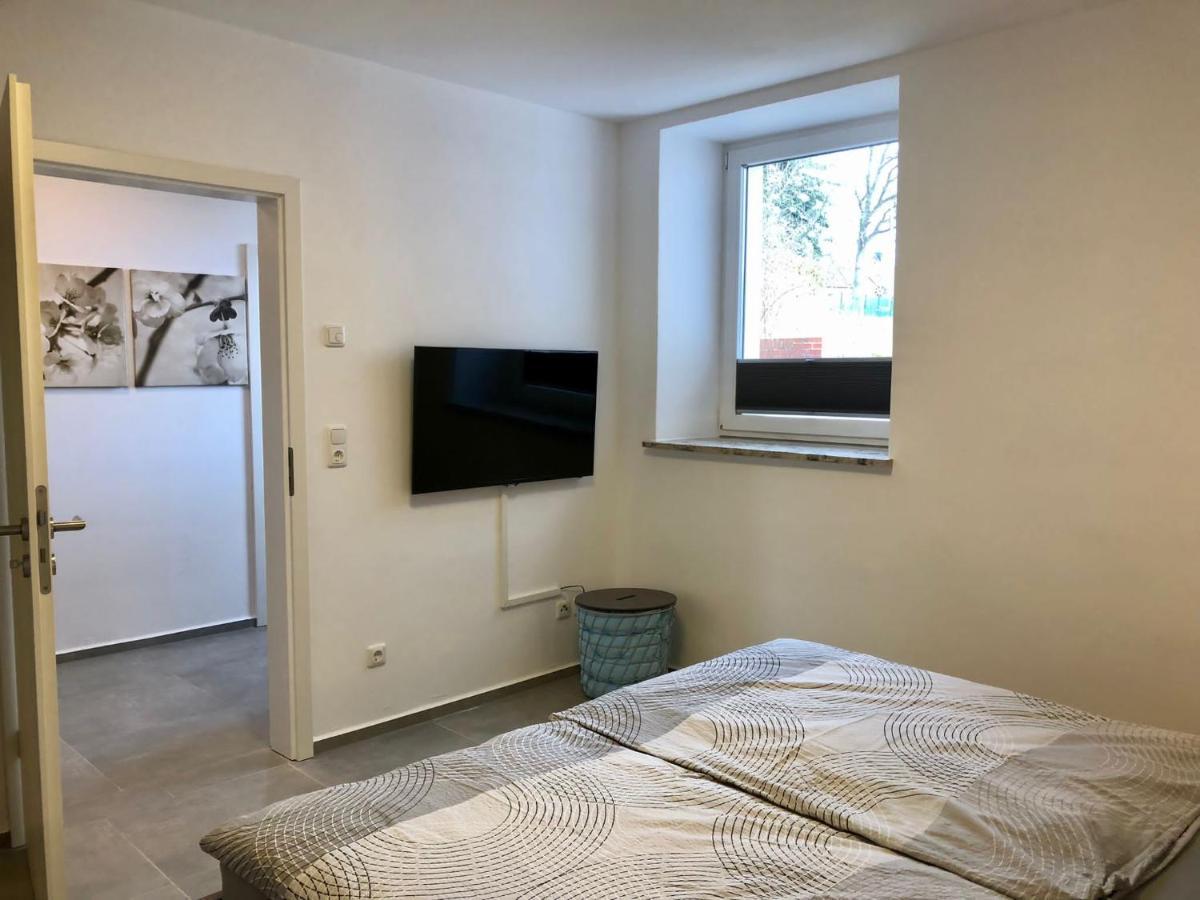 Erdgeschoss-Appartement Mit Seeterasse Ahrensbok Extérieur photo