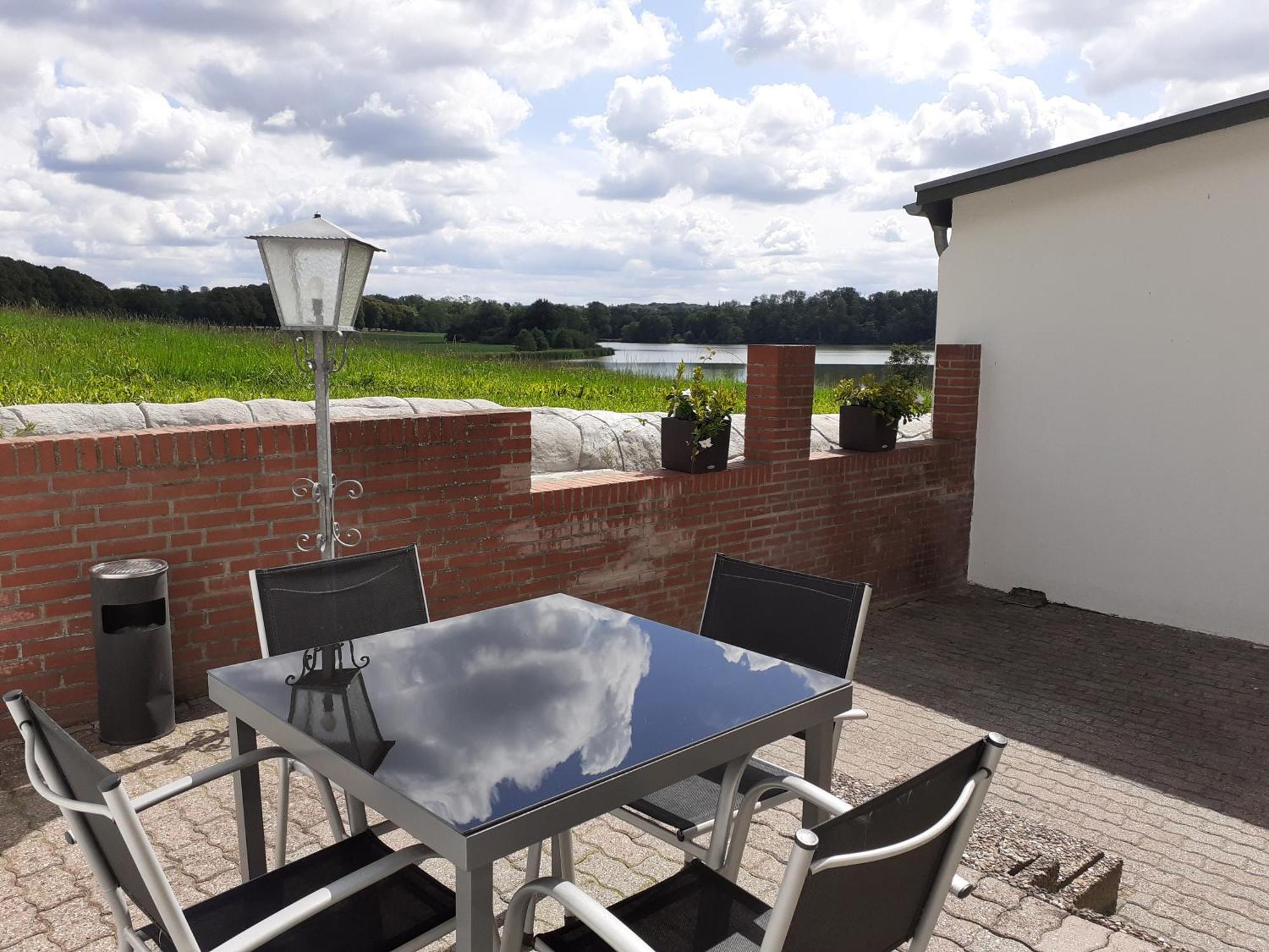 Erdgeschoss-Appartement Mit Seeterasse Ahrensbok Chambre photo
